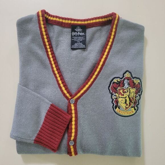 Harry Potter Women's Gryffindor House Open Front Cardigan Knit Sweater - Picture 14 of 14
